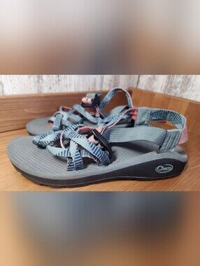 Chaco Women's Sz 8 Chaco Z Cloud X2 Strappy Hiking Sandals Teal Blue Peachy Pink